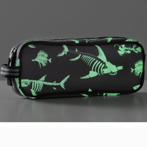 Pottery Barn kids Shark Bones Glow-in-the-Dark Lunch Box & pencil case NWT - Picture 9 of 10